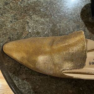 Elegant Gold Women's Mules